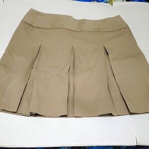 Becky Thatcher Elderwear Classic Academia Sporty Pleated Tan Skirt With Shorts